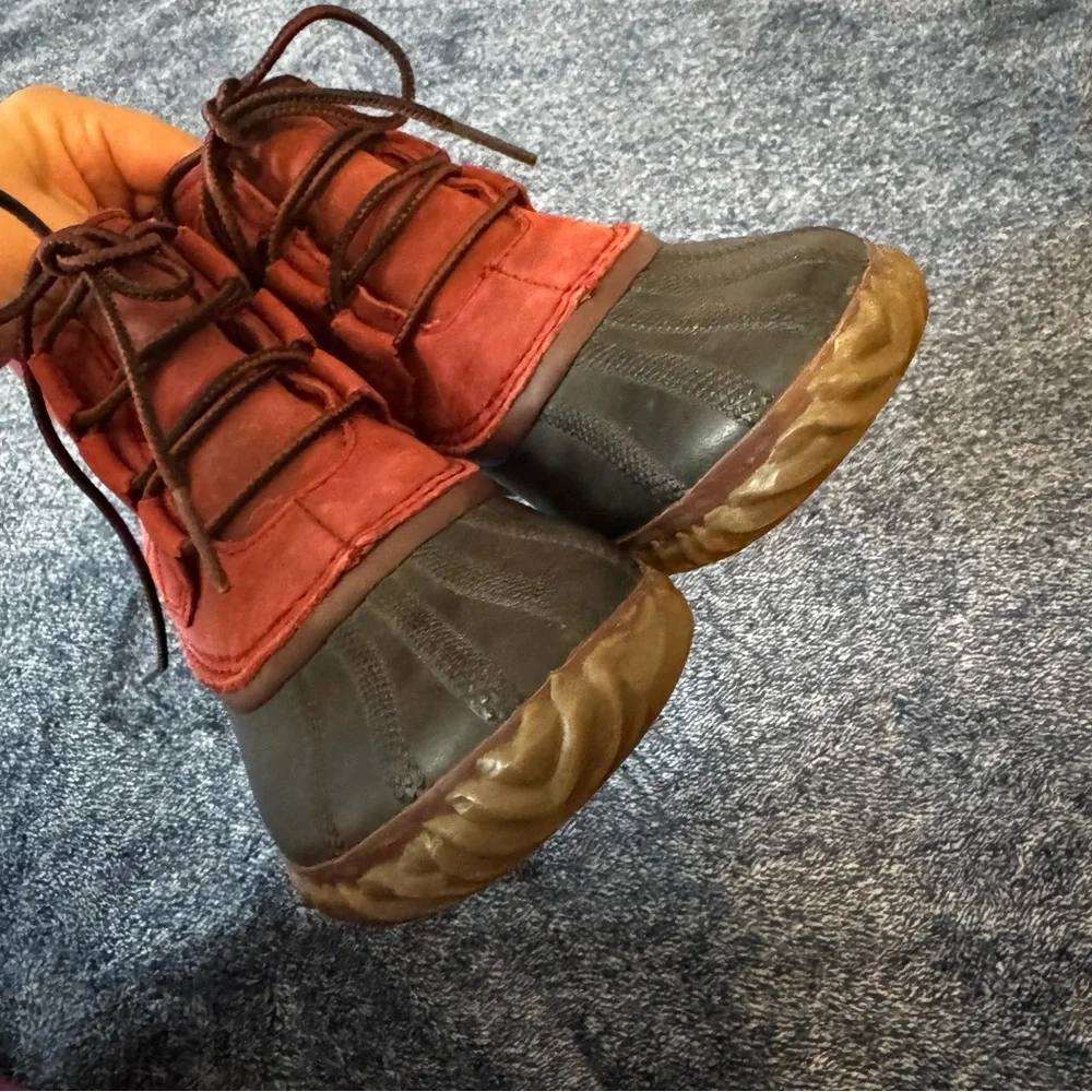 Sorel Women’s Red Out 'N About Leather Outdoor Rain Duck Boots Size 7.5